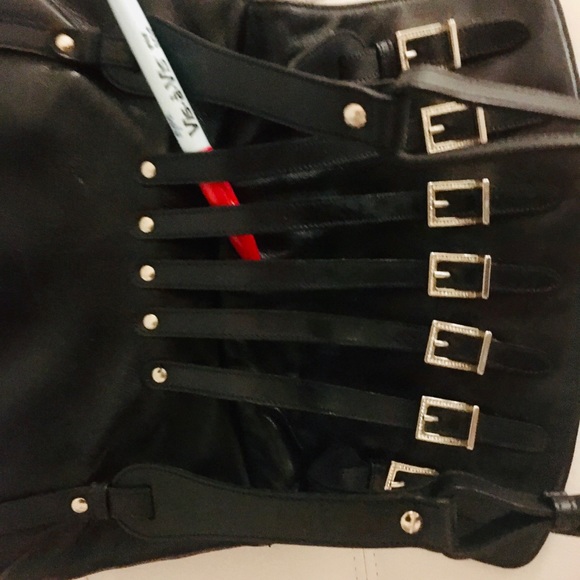 RARE VERSACE Black Leather UNUSUAL Detailed Bag - Picture 3 of 7